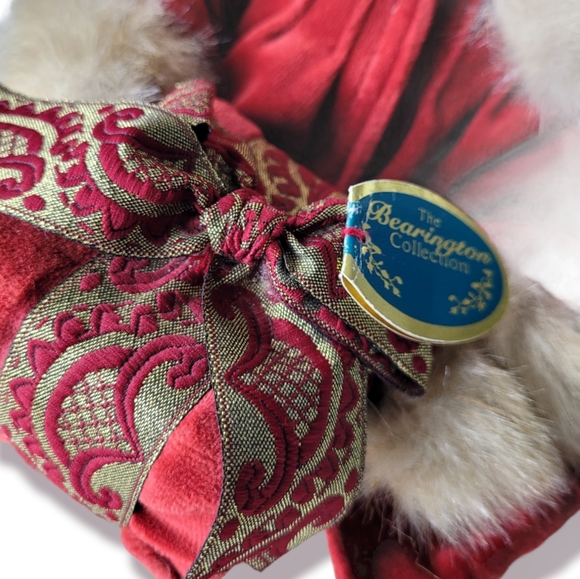 BEARINGTON COLLECTION Virginia Retired Christmas Bear - Picture 5 of 6